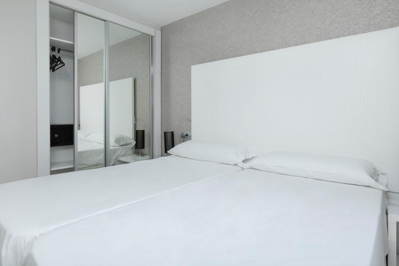 Sand Beach Apartments Port de Alcudia  Ngoại thất bức ảnh